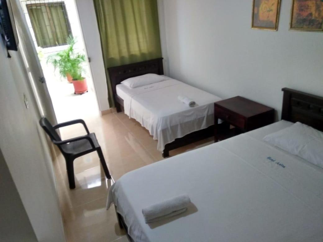Hotel Anita Puerto Berrio Luaran gambar