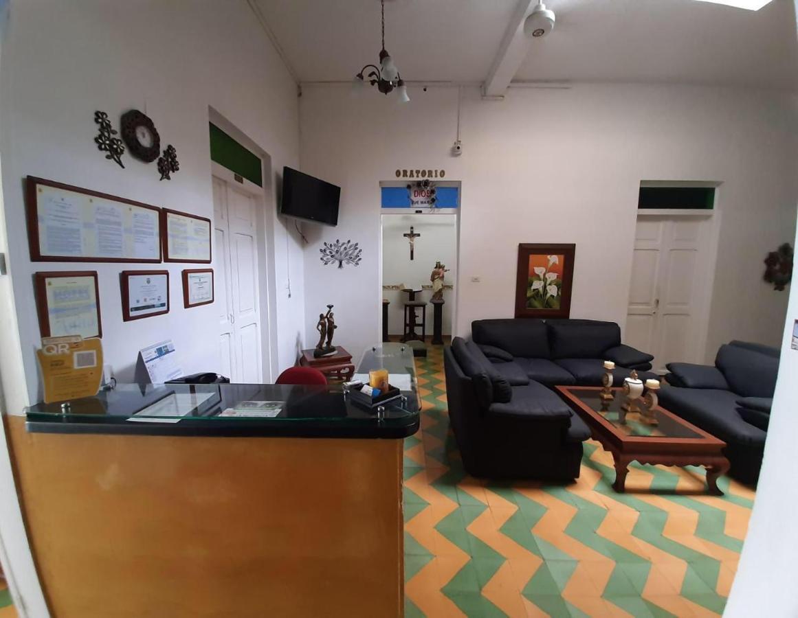 Hotel Anita Puerto Berrio Luaran gambar