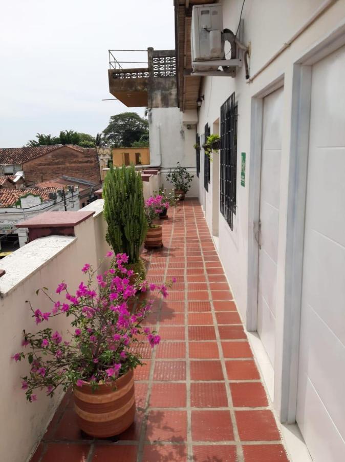 Hotel Anita Puerto Berrio Luaran gambar